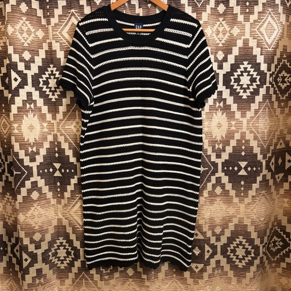 Gap Women’s Crochet Dress, 100% Cotton, Size XL, Black & White Stripes - Picture 2 of 12